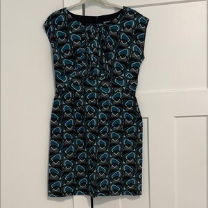 KENSIE Black/Blue/Gray Geometric Dress fully lined w/hidden zipper. Size M